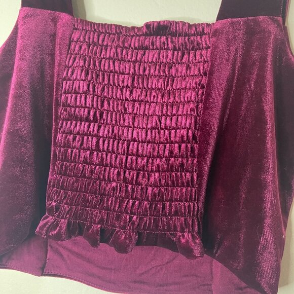 Maison d Amelie. Women's Sleeveless Square-Neck Crop Top. Size M, NWT. Chamois. - Picture 5 of 7